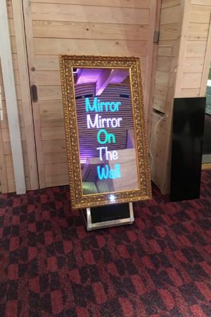 magicselfiemirror.co.uk (1).jpg